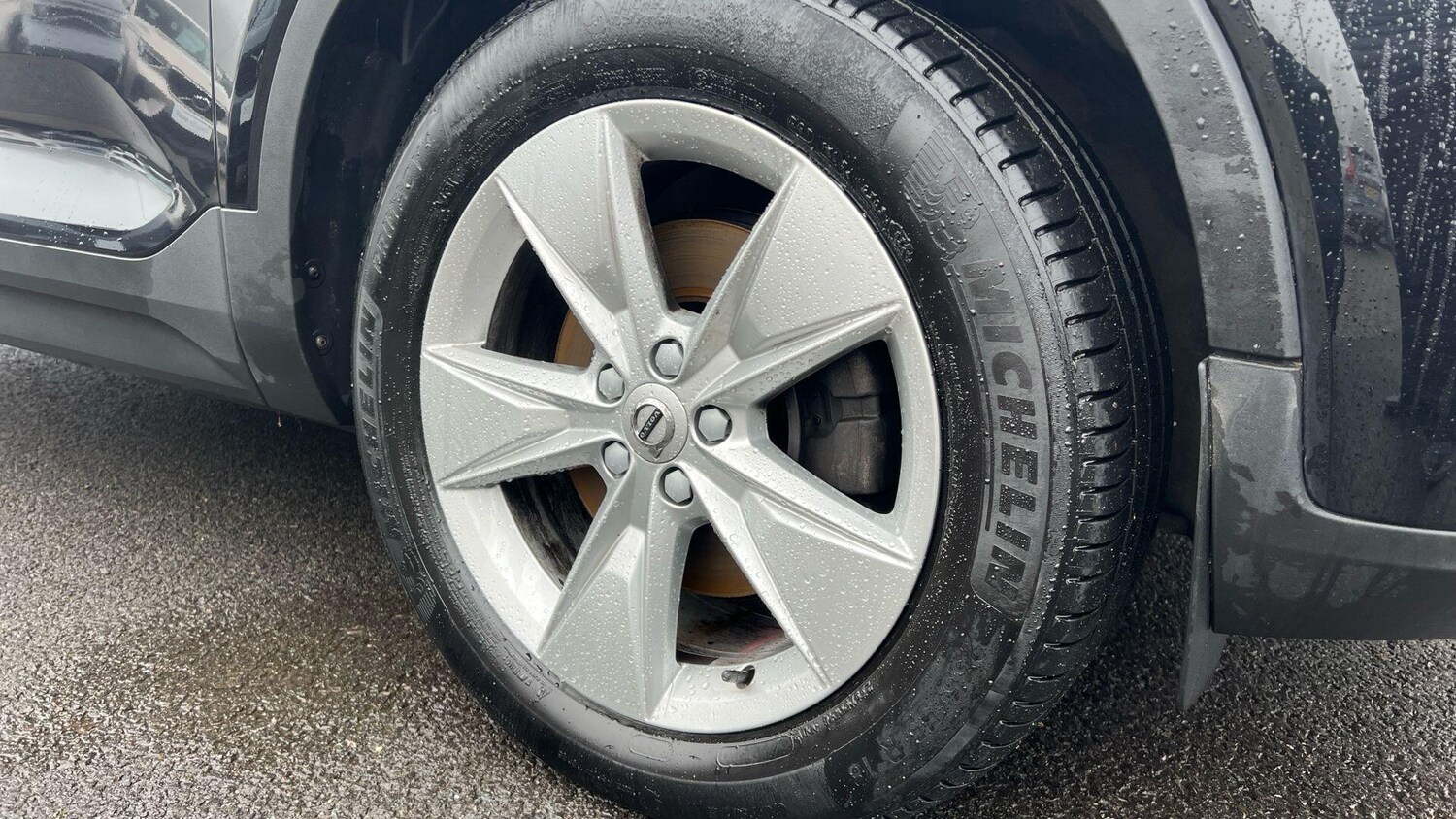 Used Volvo XC40 2023 for sale - 77358576: Photo 21