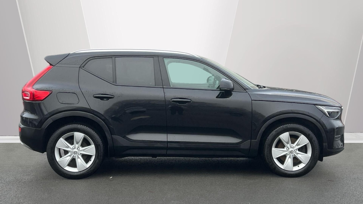 Used Volvo XC40 2023 for sale - 77358576: Photo 5