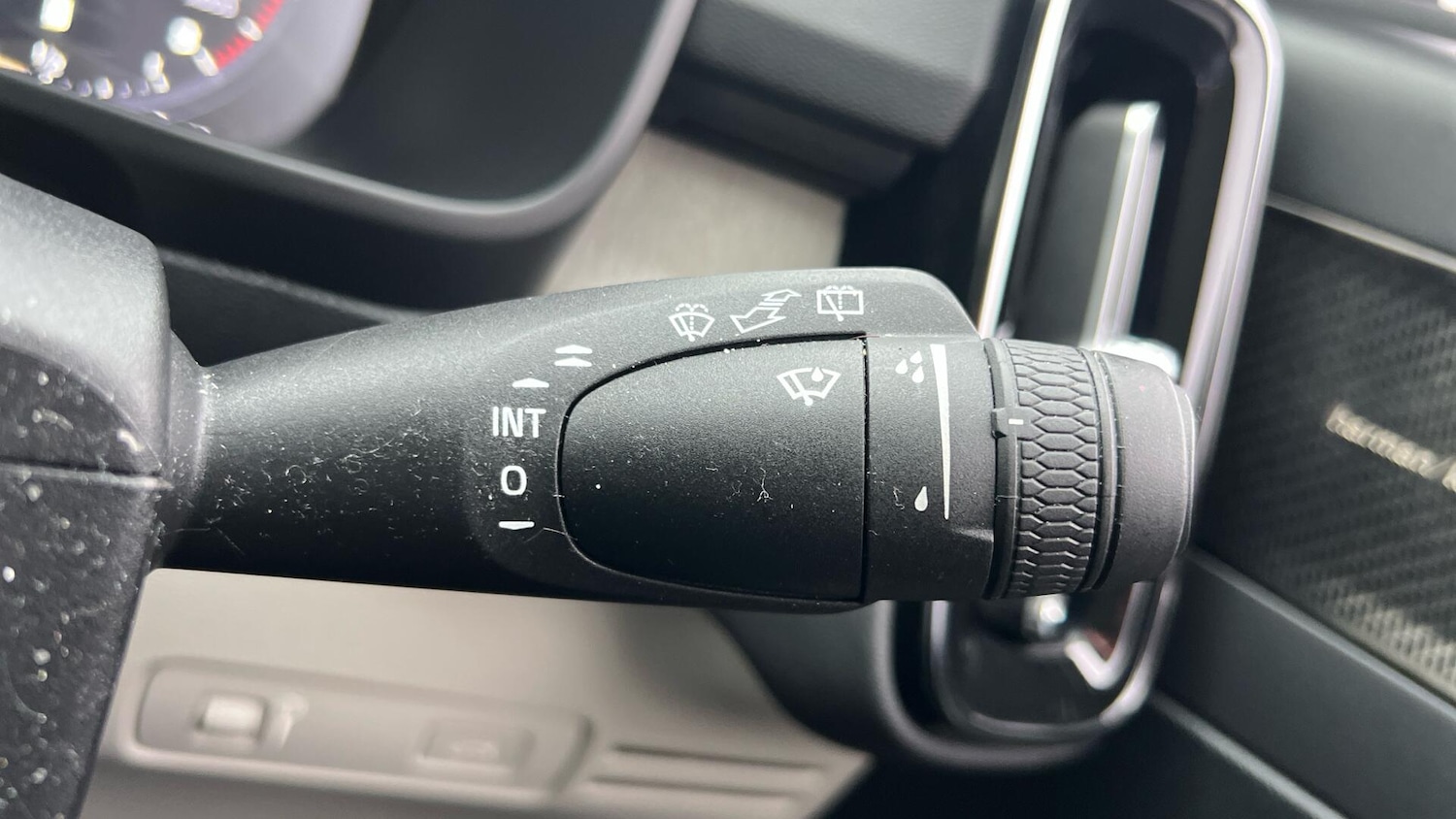 Used Volvo XC40 2020 for sale - 77441182: Photo 23