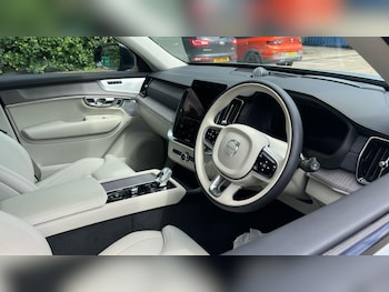 Used Volvo XC90 2025 for sale - 78981566: Photo