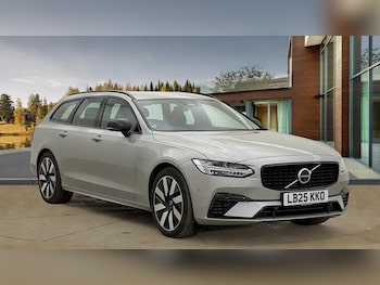 Used Volvo V90 2025 for sale - 77242751: Photo