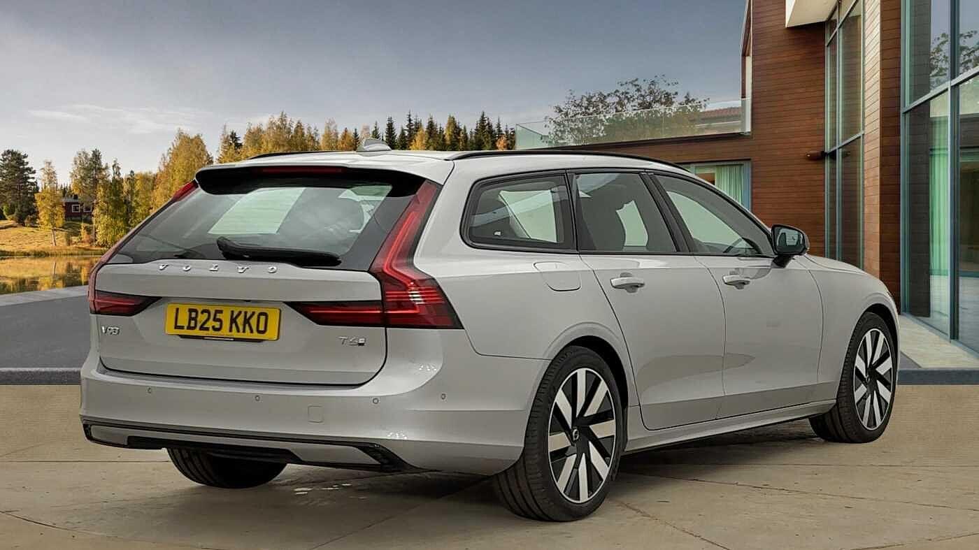 Used Volvo V90 2025 for sale - 77242751: Photo 3