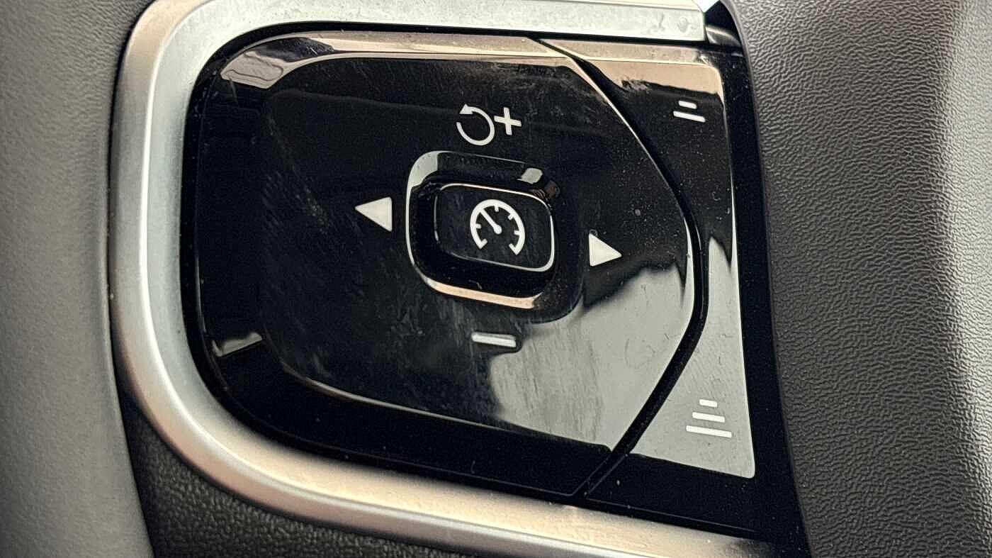 Used Volvo V90 2025 for sale - 77242751: Photo 30