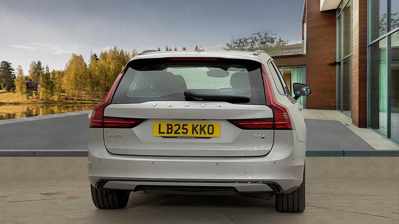 Used Volvo V90 2025 for sale - 77242751: Photo 4