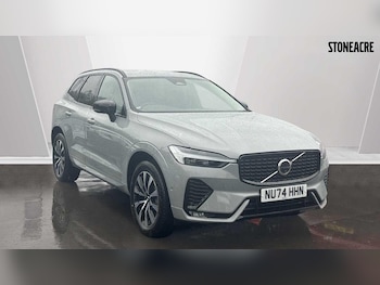 (74) - Plus, B5 AWD Mild hybrid, Petrol, Dark 5-Door