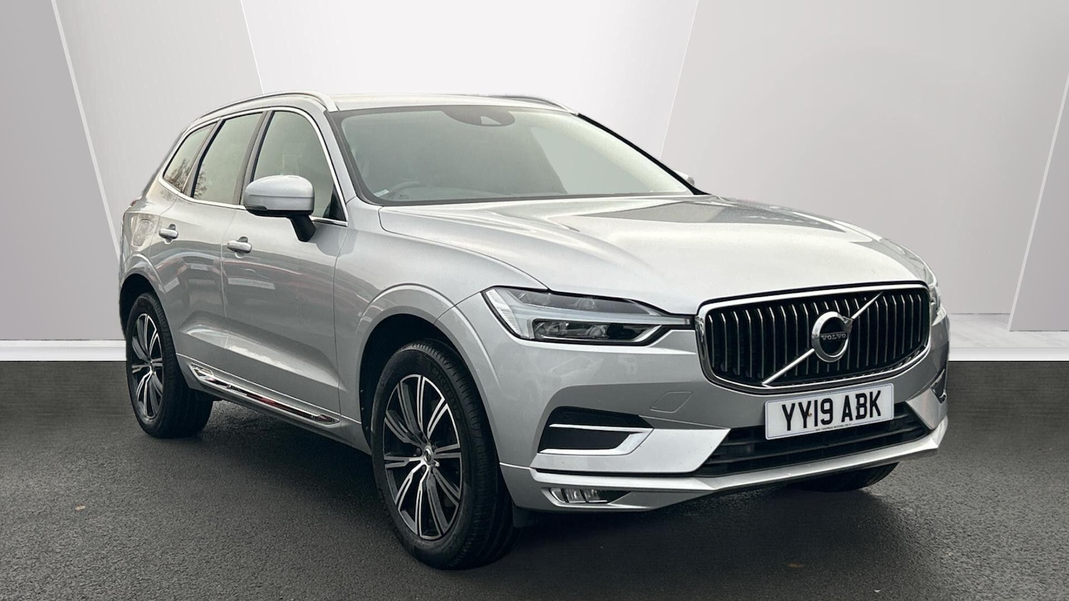 Used Volvo XC60 2019 for sale - 76499271: Photo 1