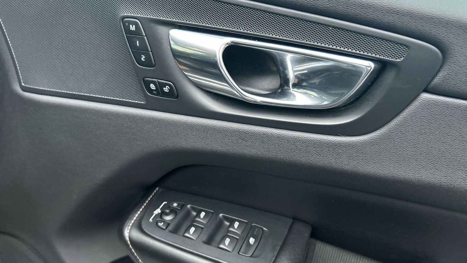 Used Volvo XC60 2019 for sale - 76499271: Photo 27