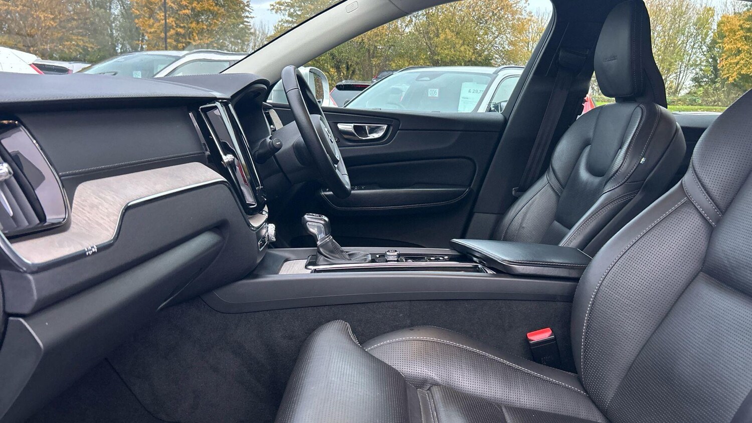 Used Volvo XC60 2019 for sale - 76499271: Photo 42