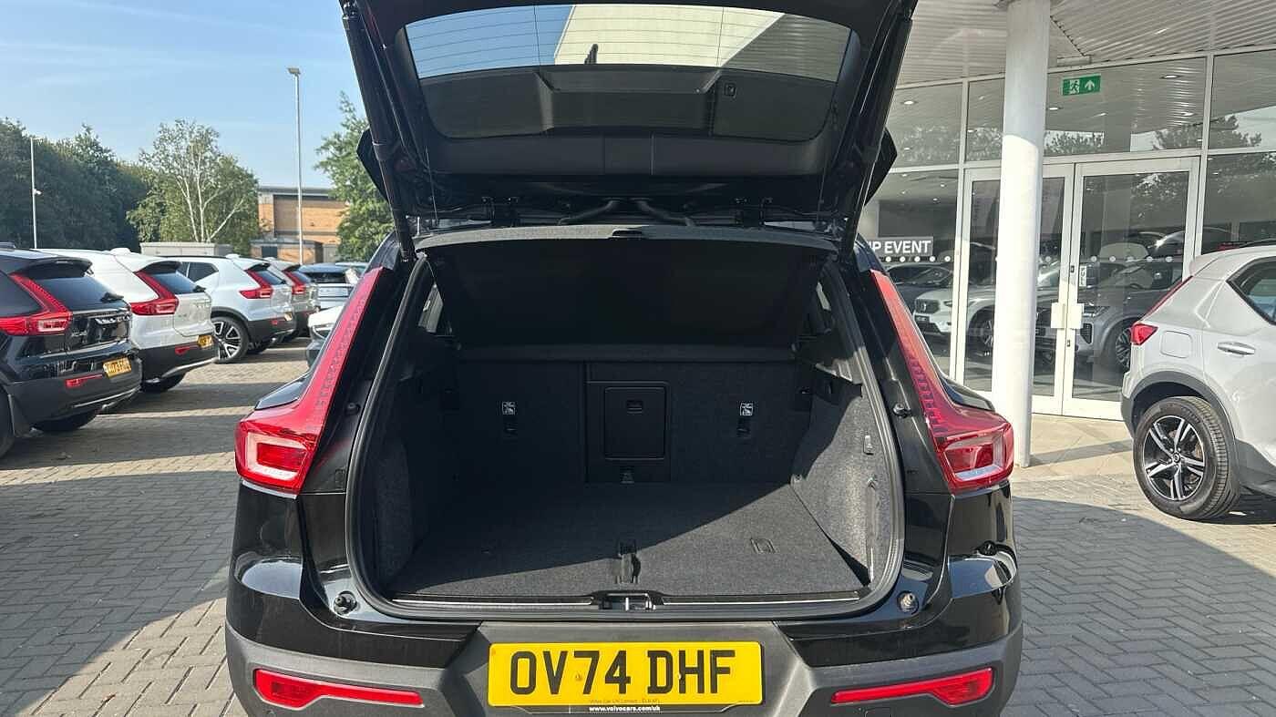 Used Volvo XC40 2024 for sale - 76152309: Photo 16