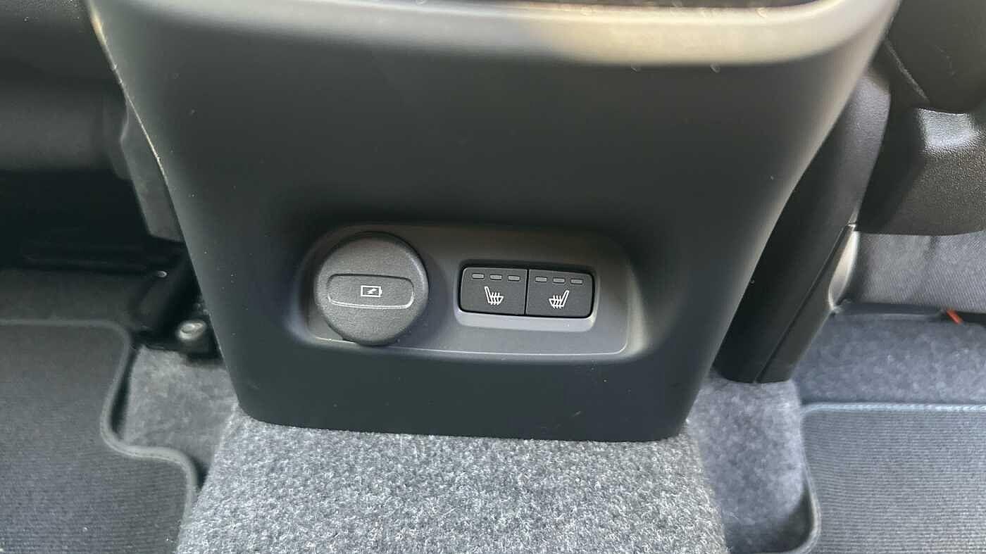 Used Volvo XC40 2024 for sale - 76152309: Photo 22