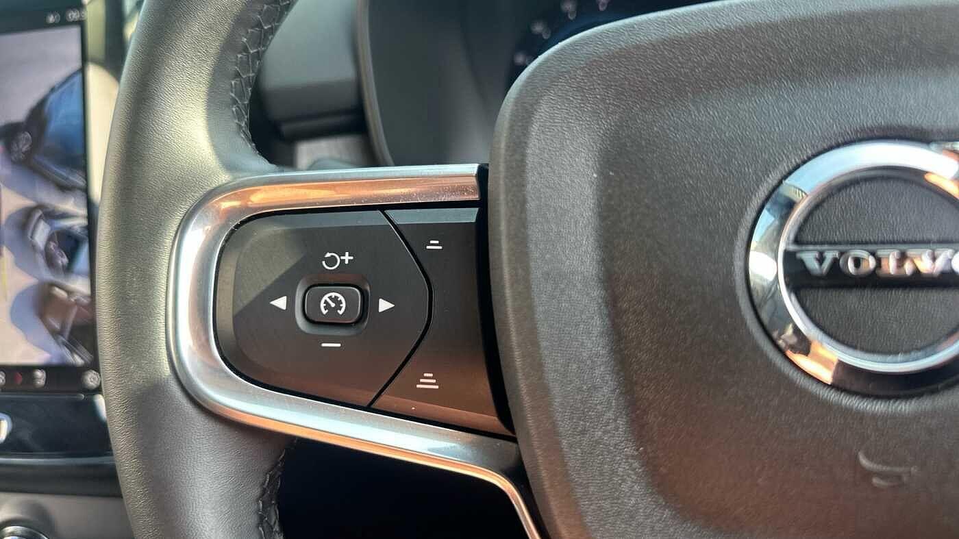 Used Volvo XC40 2024 for sale - 76152309: Photo 27