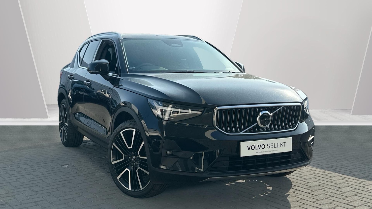 Used Volvo XC40 2024 for sale - 76152309: Photo 36