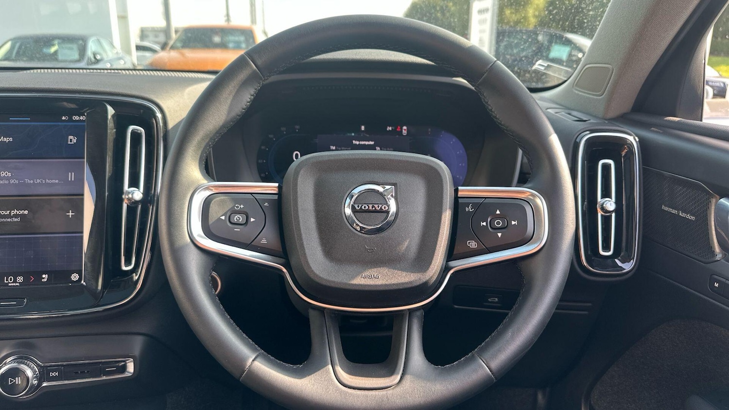 Used Volvo XC40 2024 for sale - 76152309: Photo 63