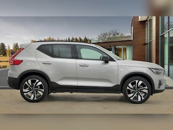 Used Volvo XC40 2024 for sale - 77021165: Photo