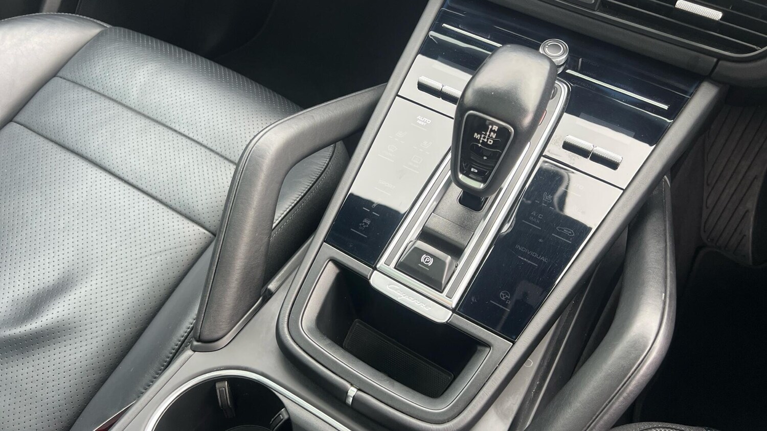 Used Porsche Cayenne for sale - 77807643: Photo 25