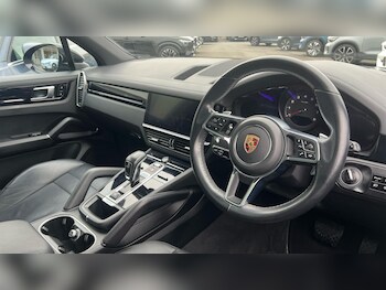 Used Porsche Cayenne 2019 for sale - 77807643: Photo