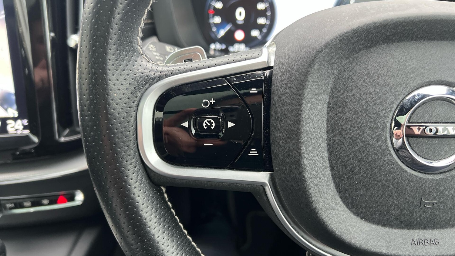 Used Volvo XC60 for sale - 77440207: Photo 20