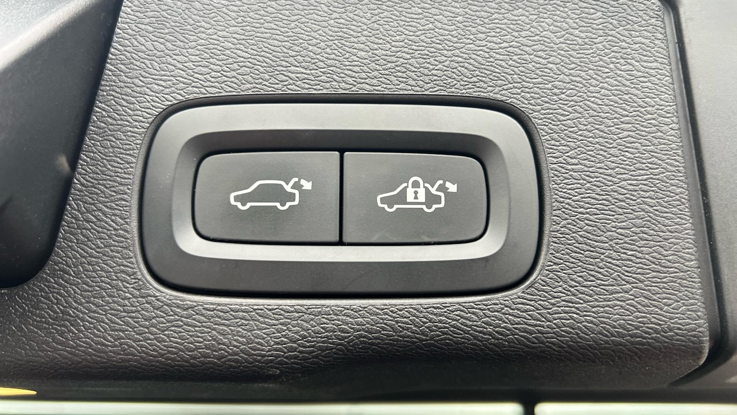 Used Volvo XC60 for sale - 77440207: Photo 33