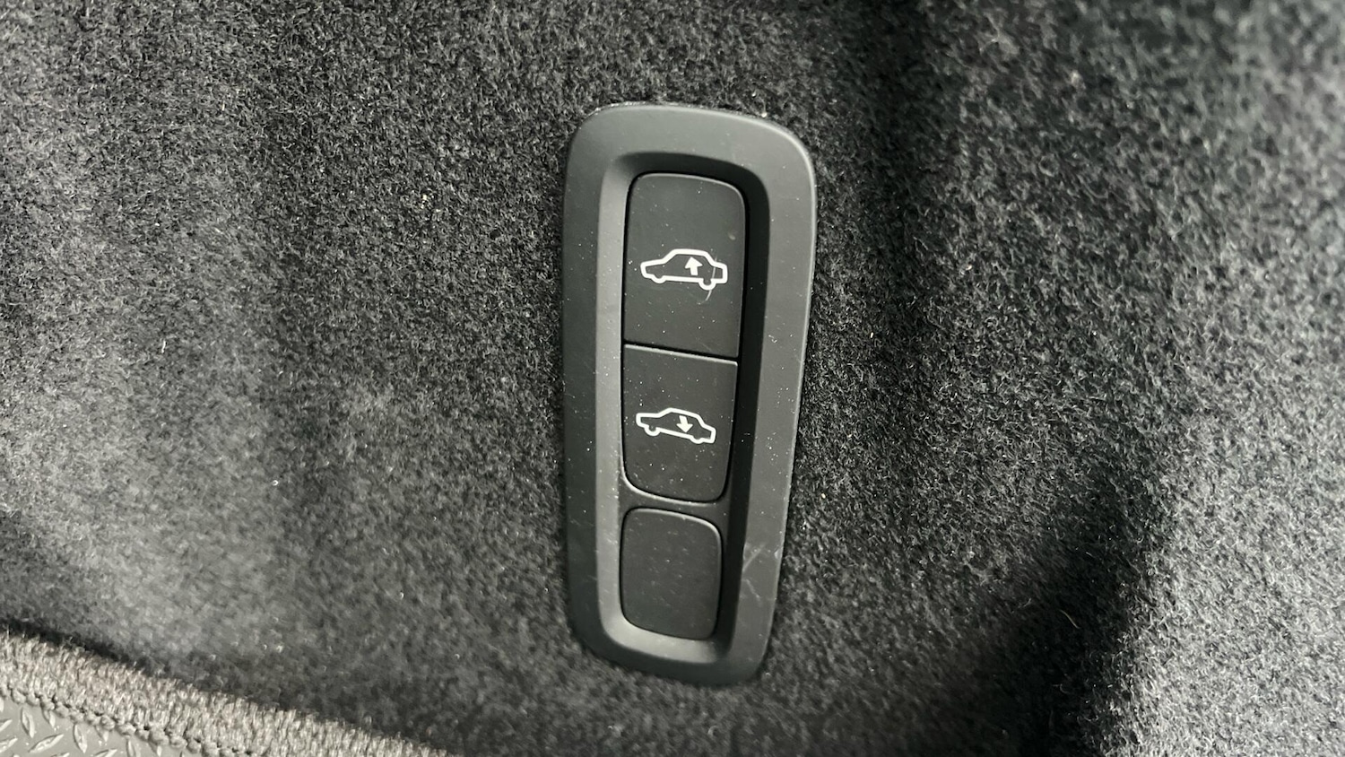 Used Volvo XC60 for sale - 77440207: Photo 34