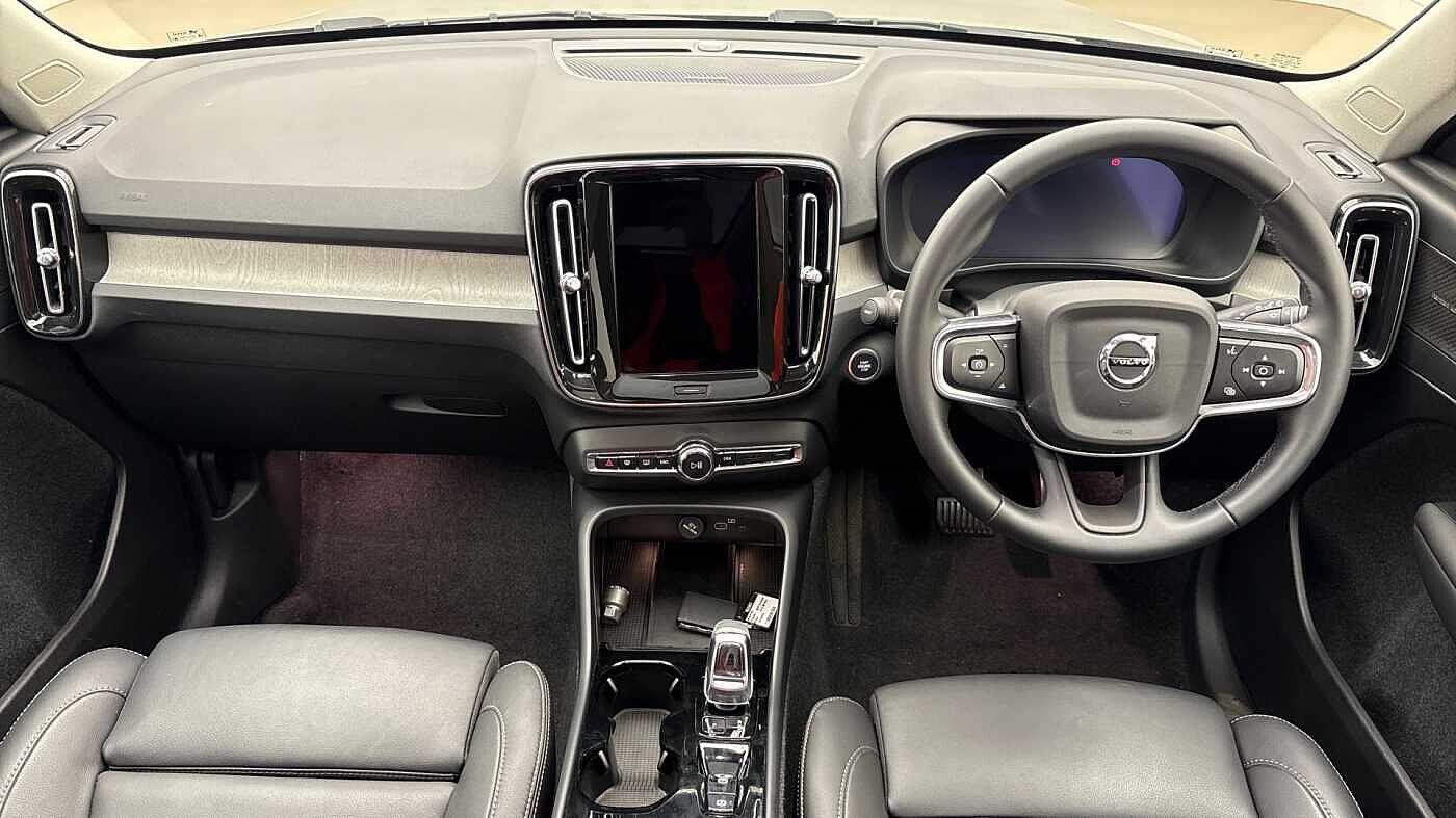 Used Volvo XC40 2025 for sale - 76913419: Photo 10