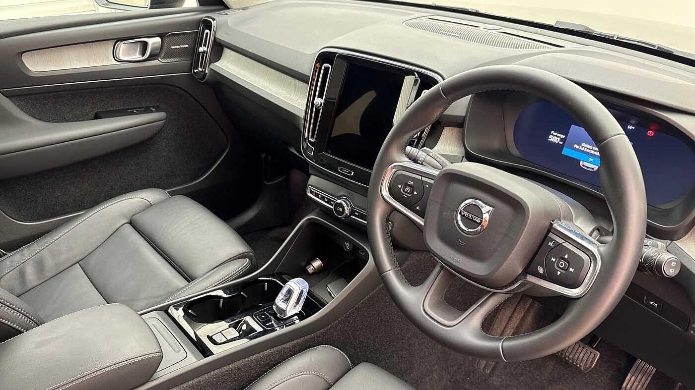 Used Volvo XC40 2025 for sale - 76913419: Photo 9