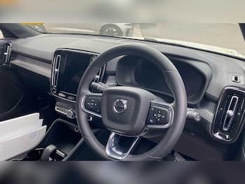 Used Volvo XC40 2024 for sale - 79831483: Photo