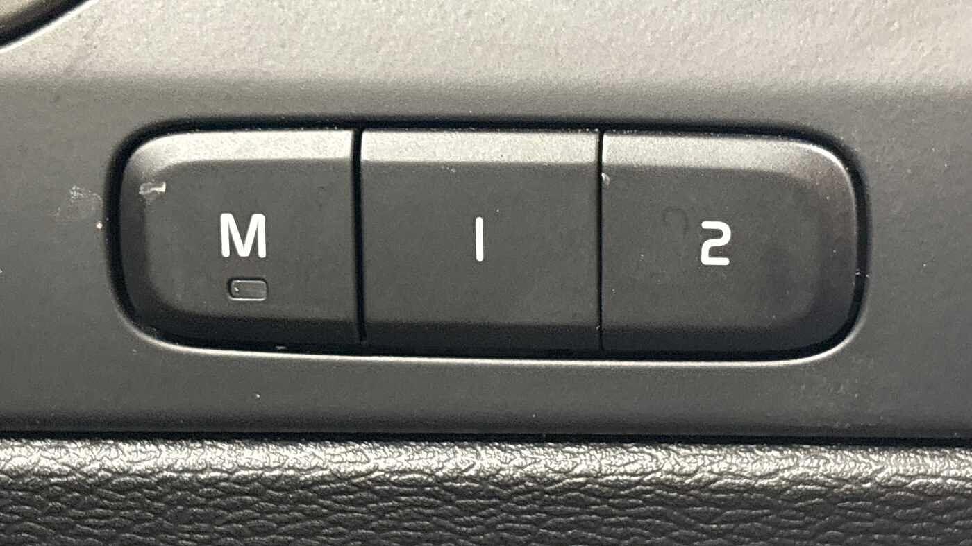 Used Volvo XC40 for sale - 77191419: Photo 26