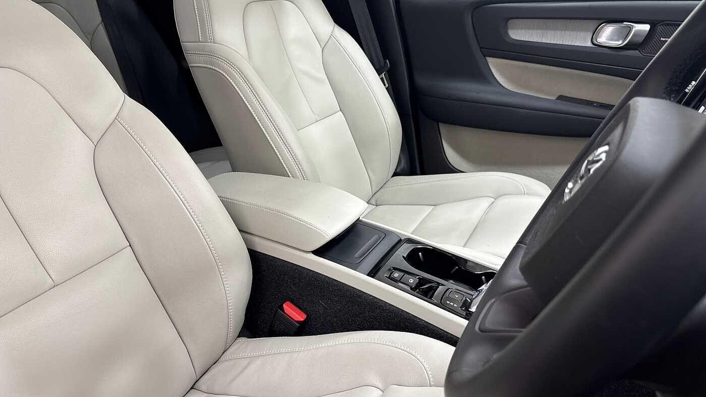 Used Volvo XC40 for sale - 77191419: Photo 29