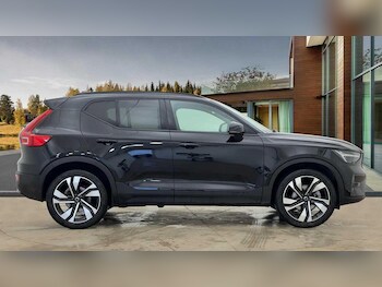 Used Volvo XC40 2025 for sale - 77191419: Photo