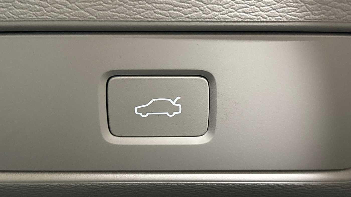 Used Volvo XC40 for sale - 77191419: Photo 30