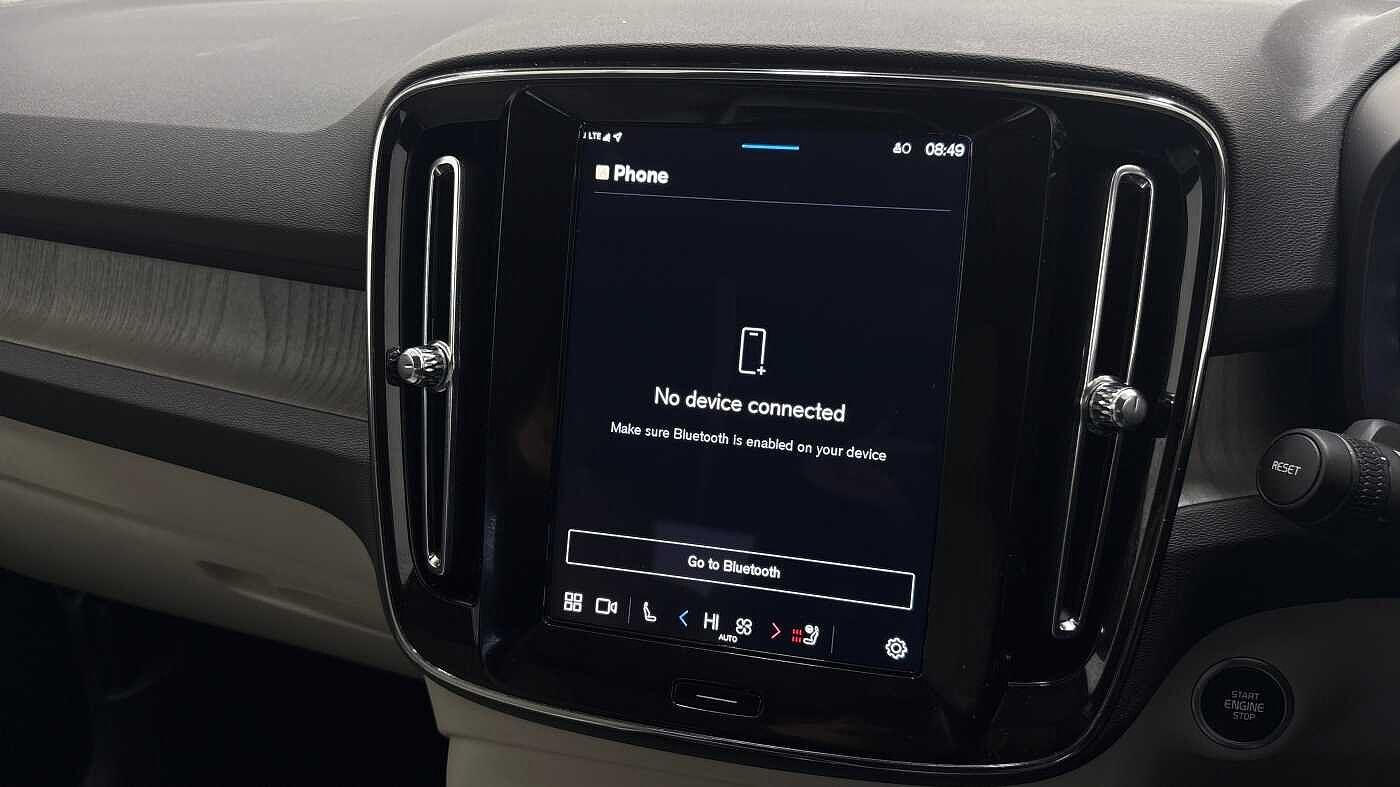 Used Volvo XC40 for sale - 77191419: Photo 38