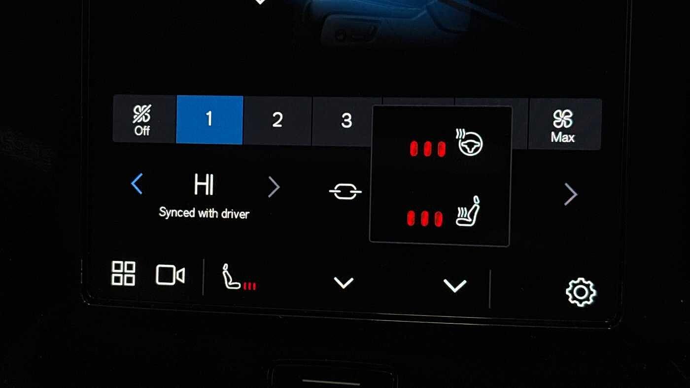 Used Volvo XC40 for sale - 77191419: Photo 41