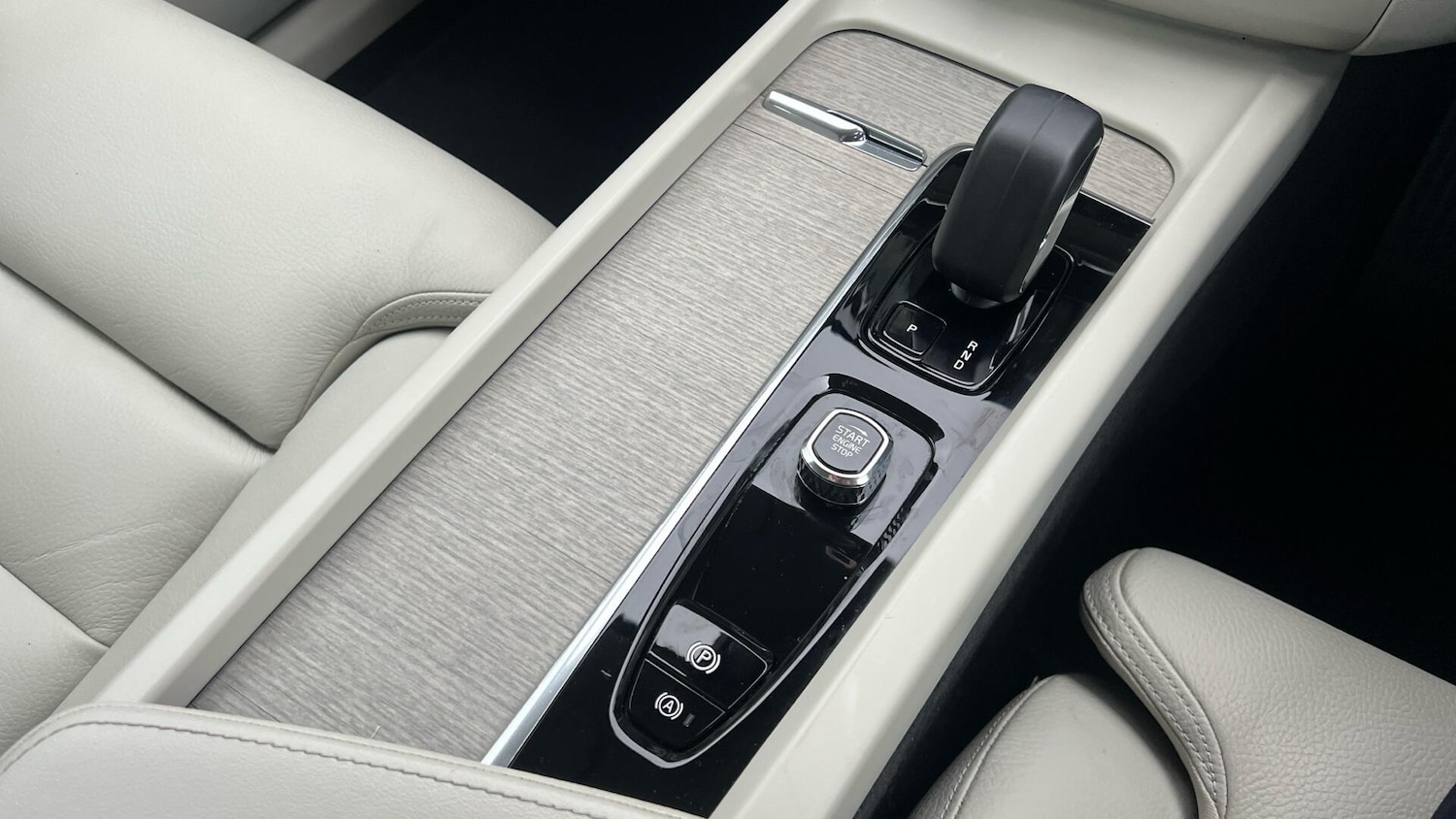 Used Volvo XC60 2023 for sale - 77424906: Photo 24