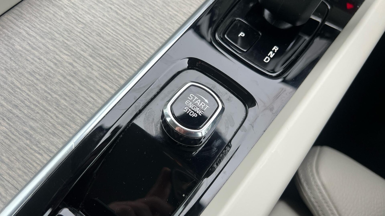 Used Volvo XC60 2023 for sale - 77424906: Photo 25