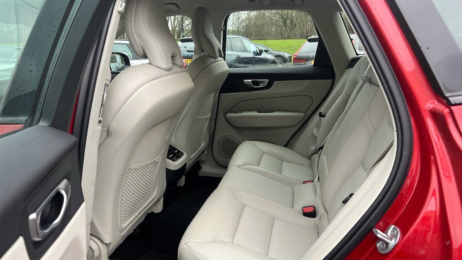 Used Volvo XC60 2023 for sale - 77424906: Photo 30