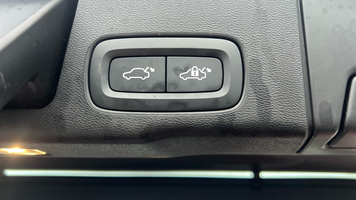 Used Volvo XC60 2023 for sale - 77424906: Photo 31