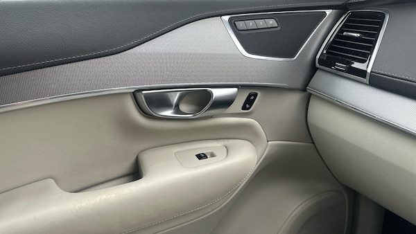Used Volvo XC90 2019 for sale - 76270000: Photo 32