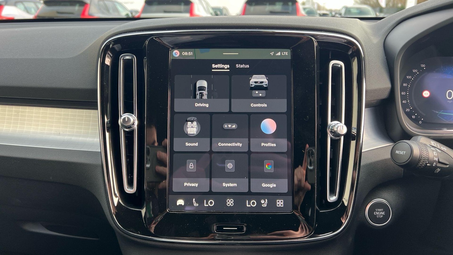 Used Volvo XC40 2026 for sale - 77993379: Photo 28