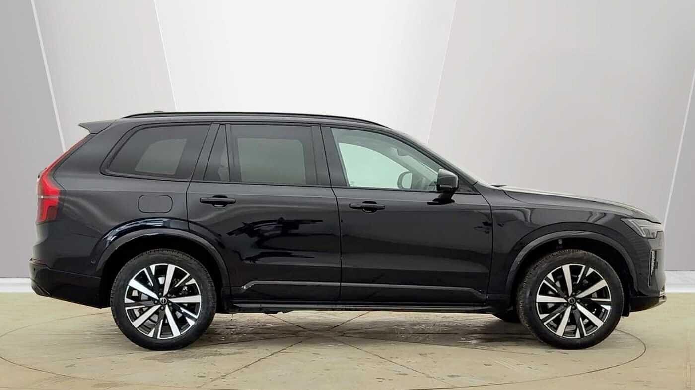 Used Volvo XC90 2025 for sale - 77977907: Photo 2