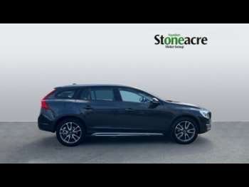 Used Volvo V60 Cross Country 2018 for sale - 74934964: Photo