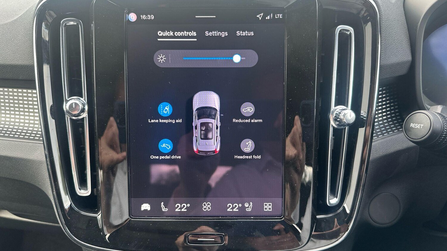 Used Volvo EX40 2025 for sale - 78204842: Photo 23