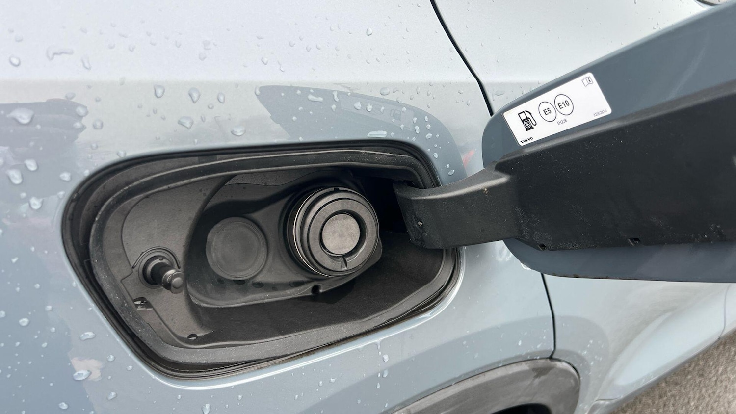 Used Volvo XC40 for sale - 77376960: Photo 24