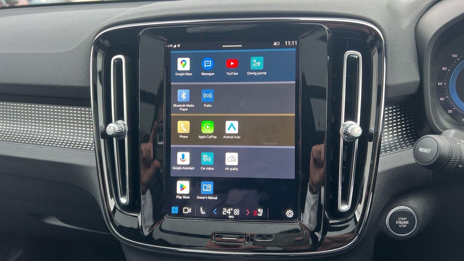 Used Volvo XC40 for sale - 77376960: Photo 27