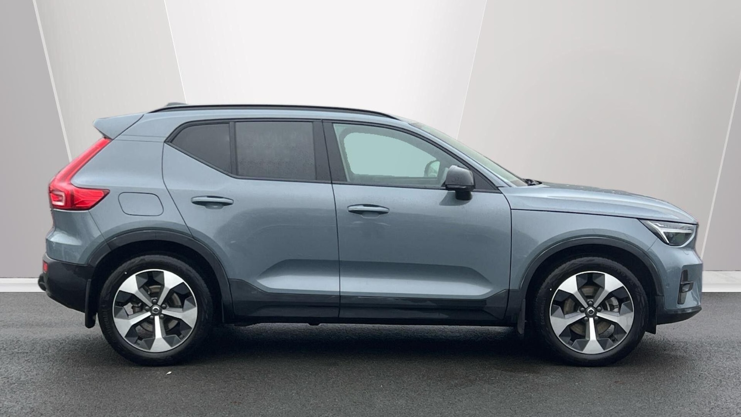 Used Volvo XC40 for sale - 77376960: Photo 4