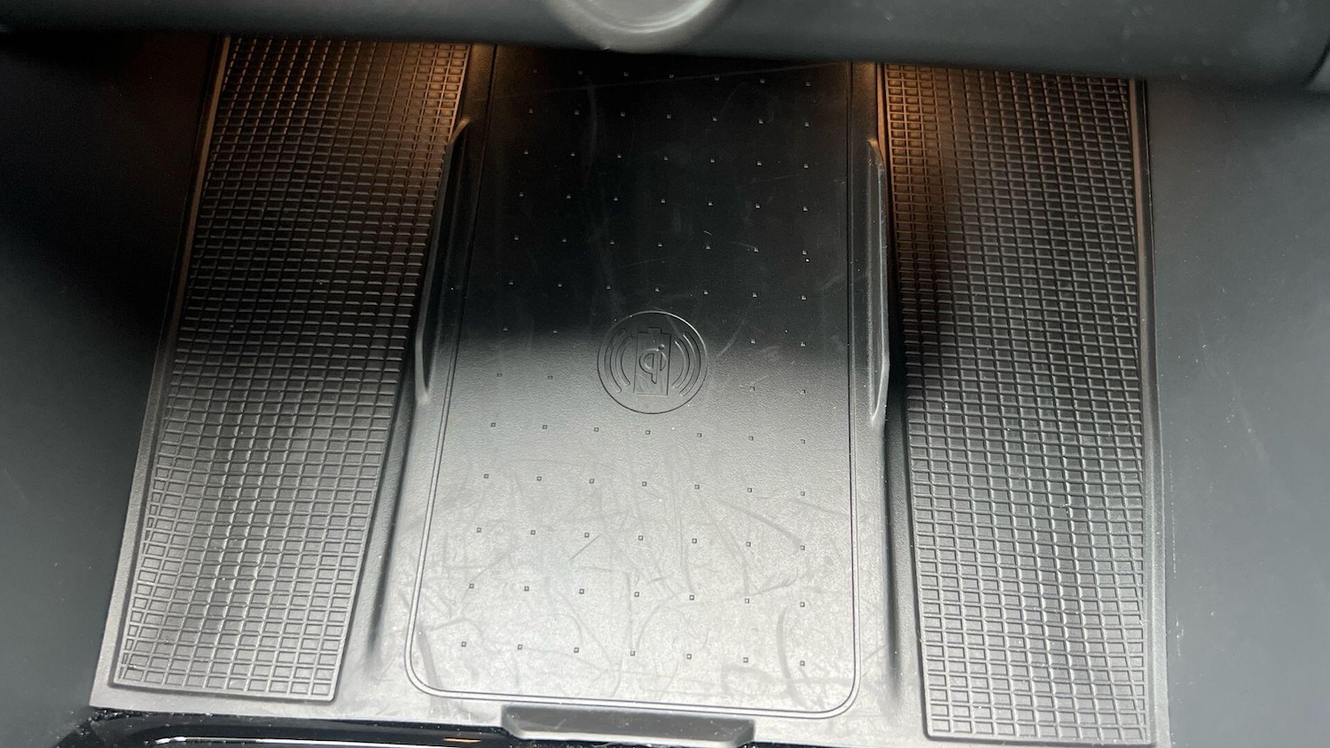 Used Volvo XC40 for sale - 77376960: Photo 40