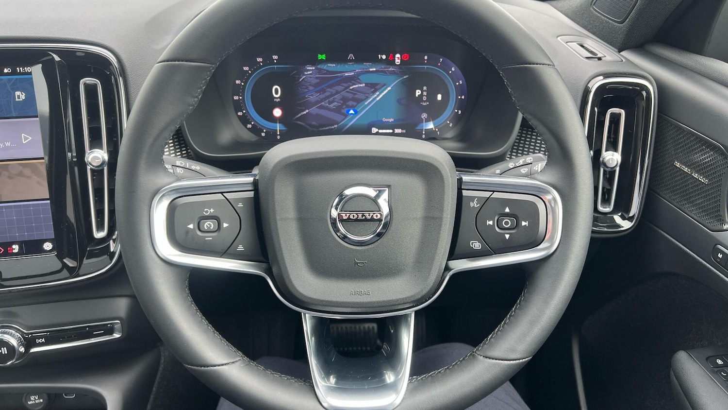 Used Volvo XC40 for sale - 77376960: Photo 51