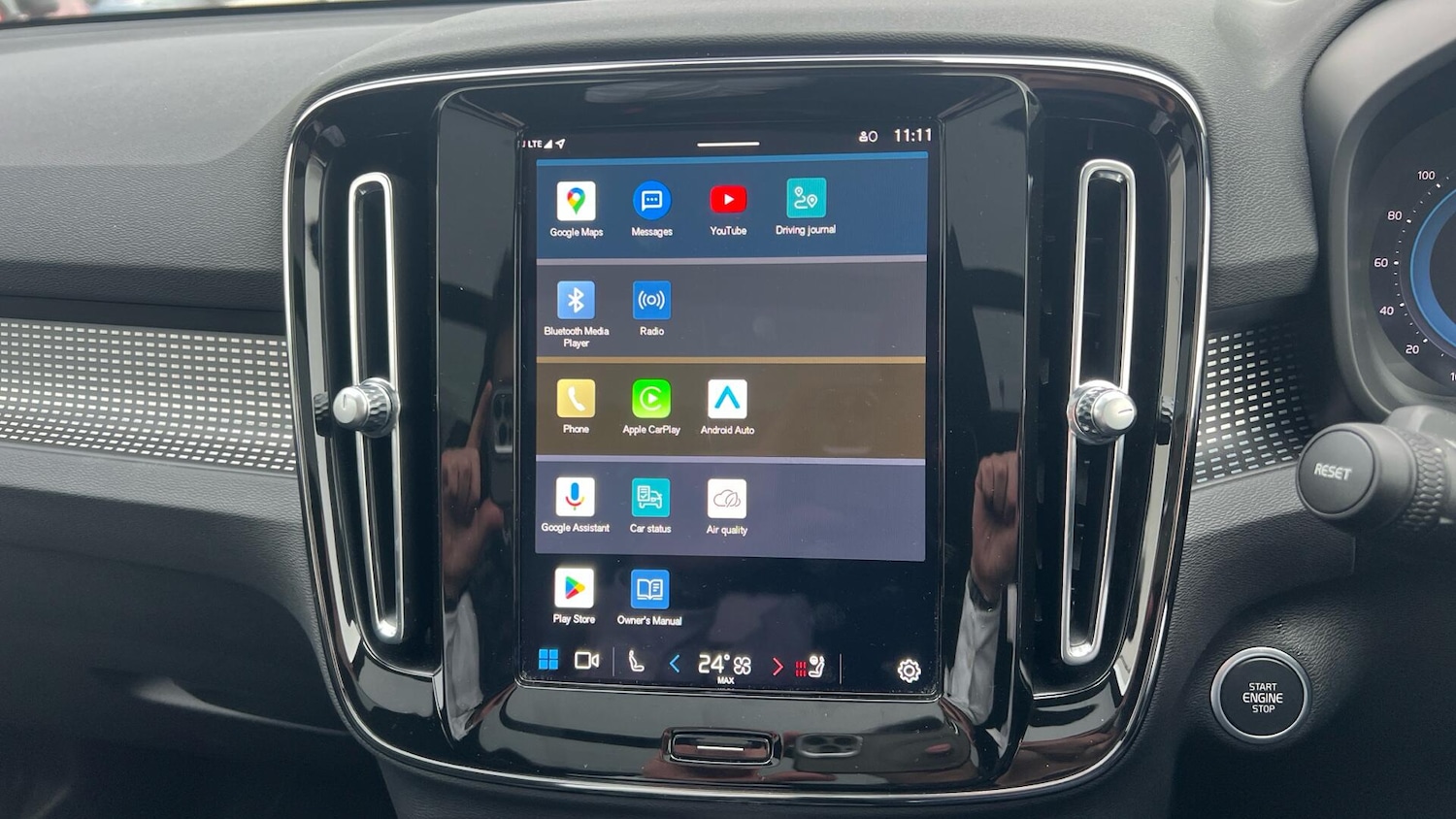 Used Volvo XC40 for sale - 77376960: Photo 53