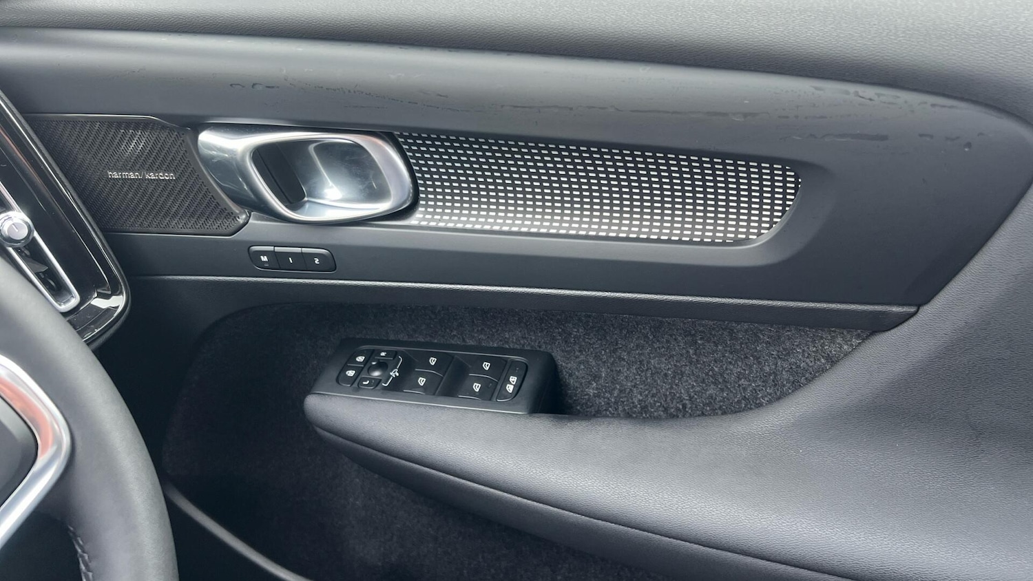 Used Volvo XC40 for sale - 77376960: Photo 68