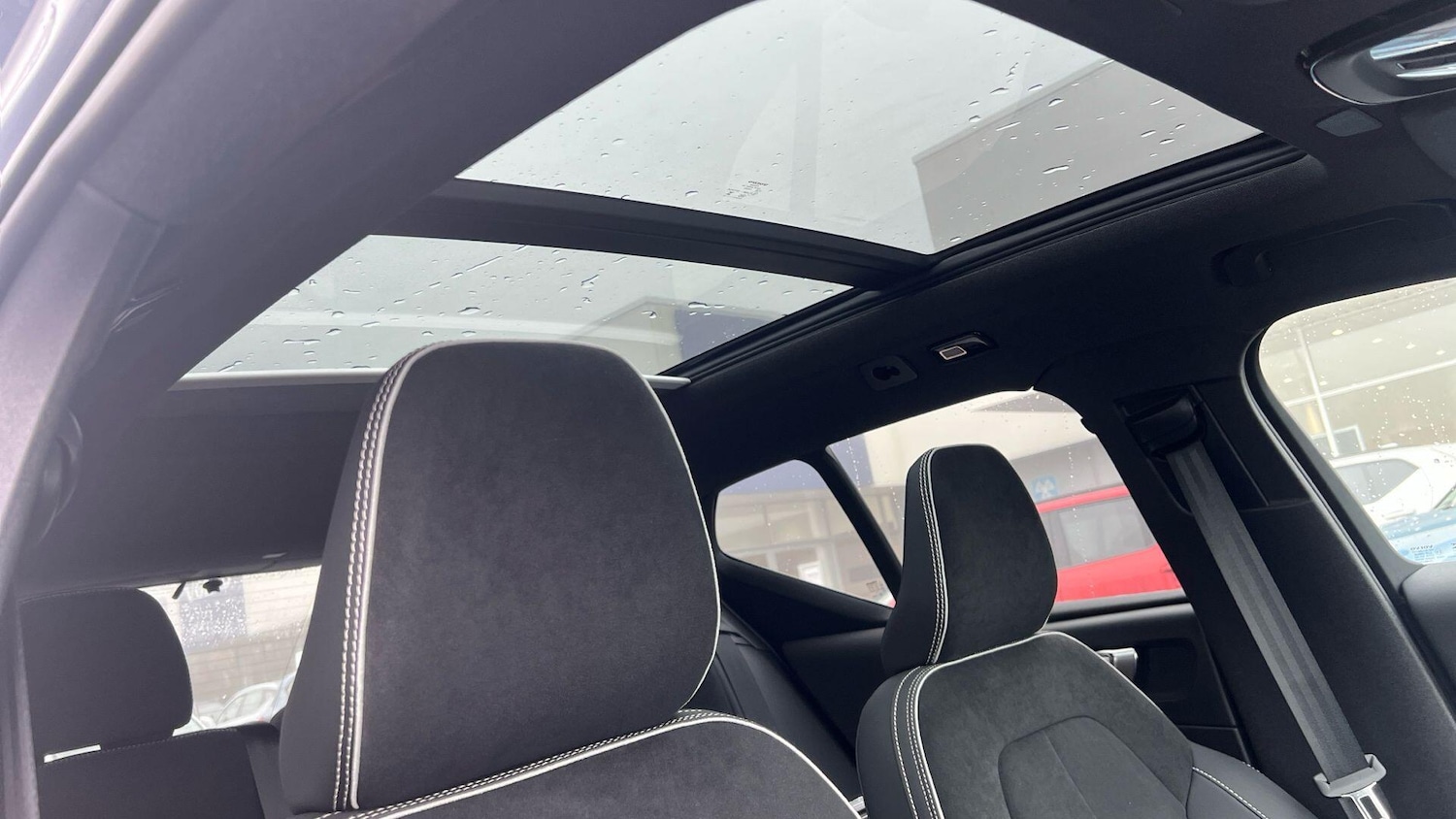 Used Volvo XC40 for sale - 77376960: Photo 9