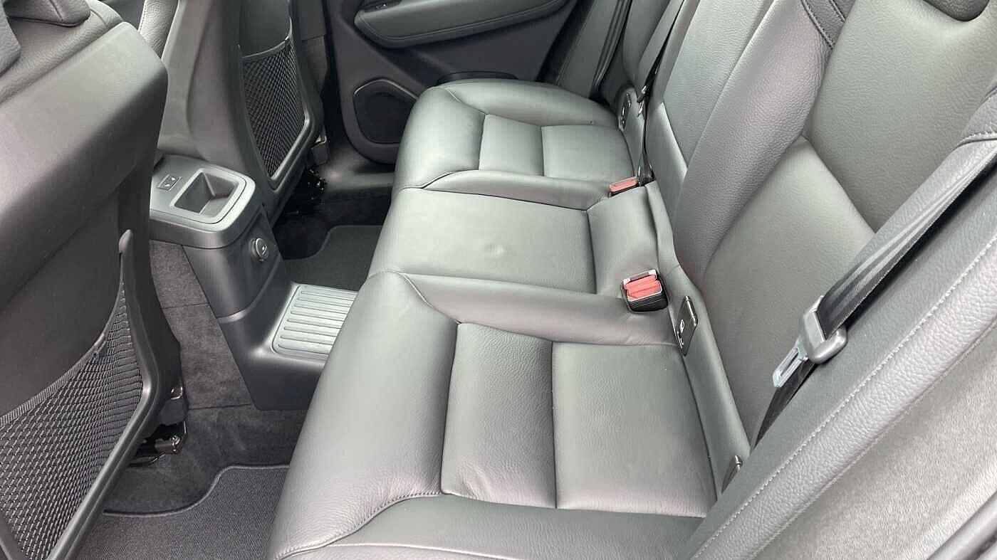 Used Volvo XC60 2023 for sale - 76715263: Photo 9